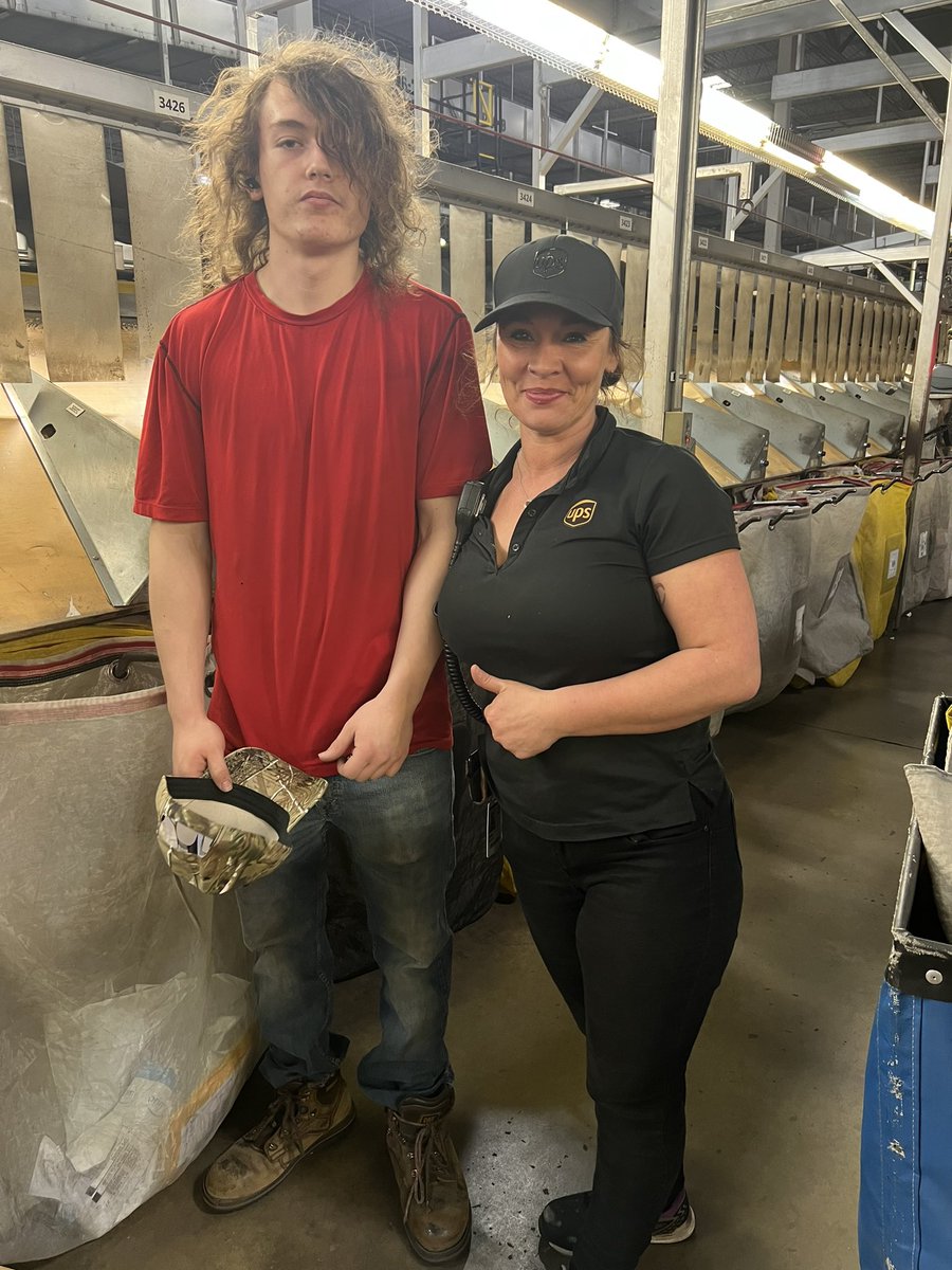 Recognizing <a href="/UPSers/">UPSers</a> Vincent Broad  for working hard and catching 4 Misload salts! Thank you for everything you do for <a href="/UPS/">UPS</a> <a href="/bigtymer504/">E.J.⚜</a> #DeliverWhatMatters