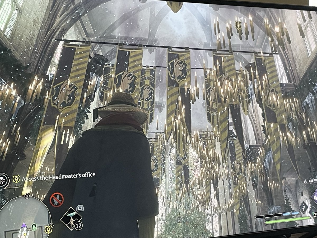 TrainerJamesMTG's tweet photo. @AvalancheWB thank you for making such a phenomenal game set in the Wizarding World! I just earned the Platinum trophy today and it was worth every moment I spent at Hogwarts. I hope there's a sequel that picks up with year six! 🦡Hufflepuff forever!🦡 https://t.co/5JfFxiC573