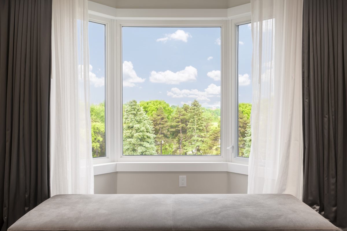 MixonR's tweet image. RT  The graceful curve of a custom made to order bow window is a dramatic and cost effective value add to home renovations. ✅ #HomeCraftWindows #Windows #Doors #Repla…
