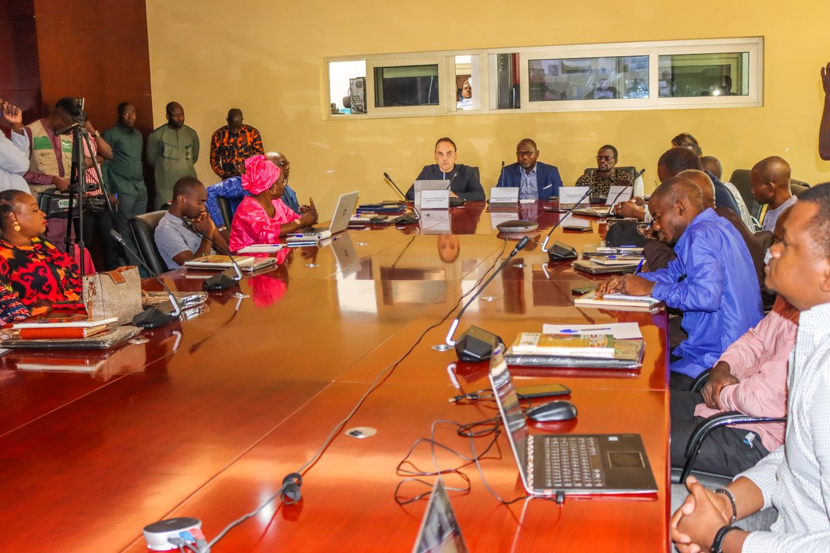 unfpa_mali's tweet photo. Sensibilisation de plus 5⃣0⃣ #Medias par @INSTAT_MALI avec l’appui de @unfpa_mali &amp; @ContactPARIS21 sur les enjeux liés aux résultats du #RGPH5.

Objectif : renforcer le partenariat afin de mieux promouvoir les données du dénombrement de la #population tenu en Juin 2022 au #Mali. https://t.co/cmHSLztOtb