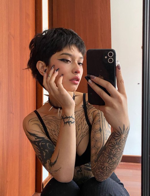 if u see this, im ur gf now https://t.co/bSR3WdT6iG