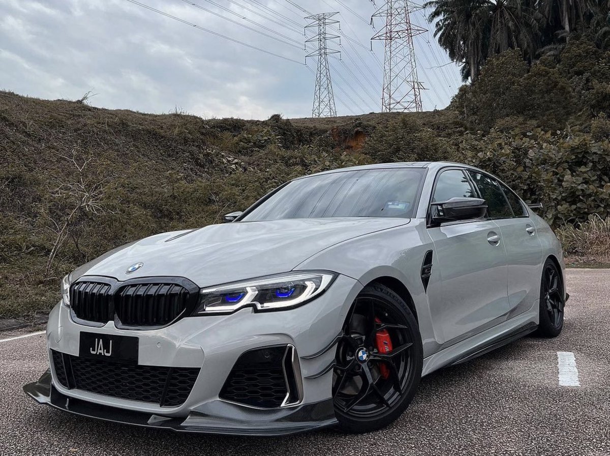 carpxrnpicx's tweet photo. BMW G20 https://t.co/7FyOJ5ZD1u