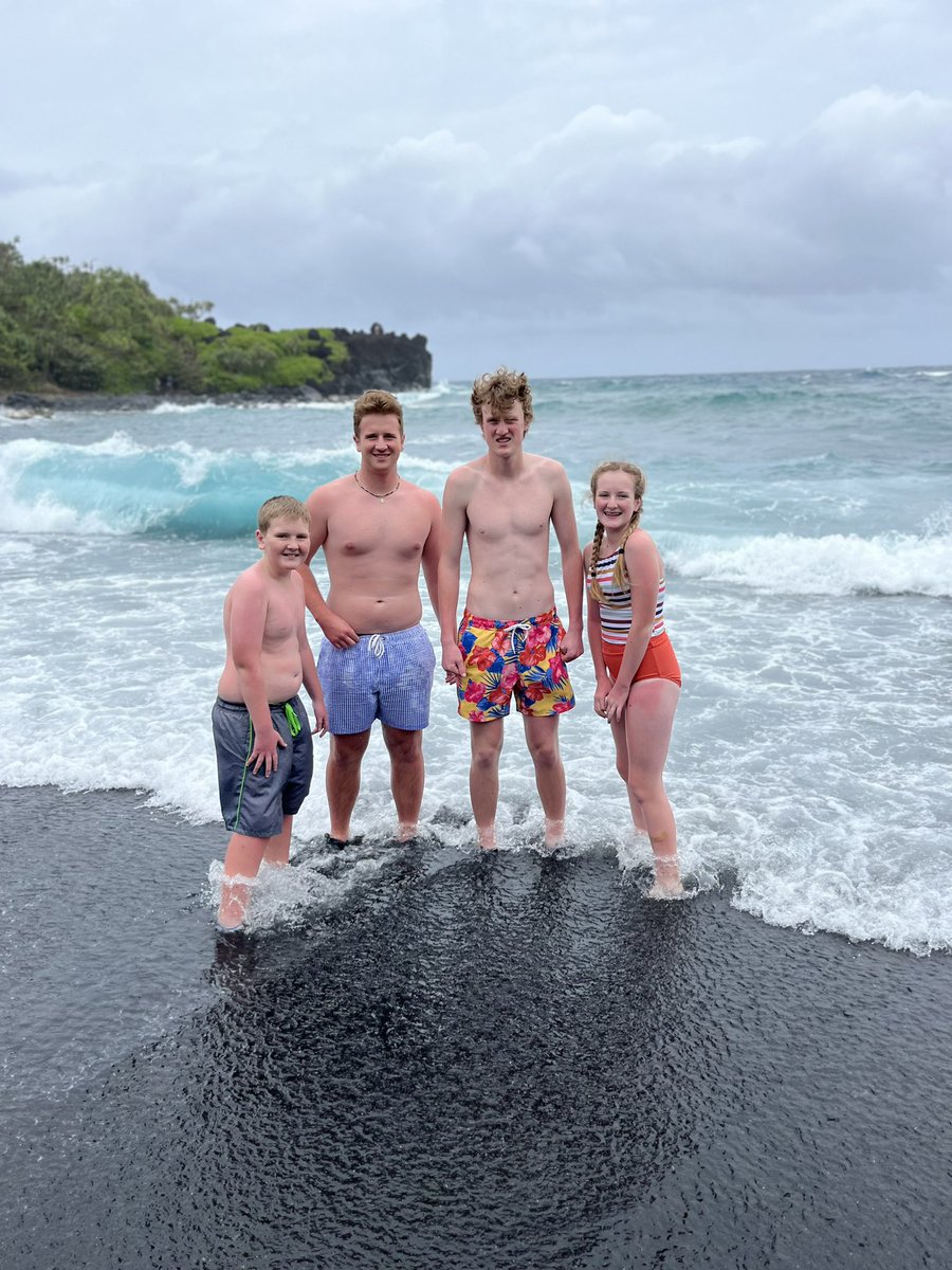 hunter_higham's tweet photo. I had a great spring break in Hawaii with my family. Best part of the trip was getting to play the Plantation Course @GolfatKapalua @TheChrisRubio https://t.co/Wnwq0pW89Z