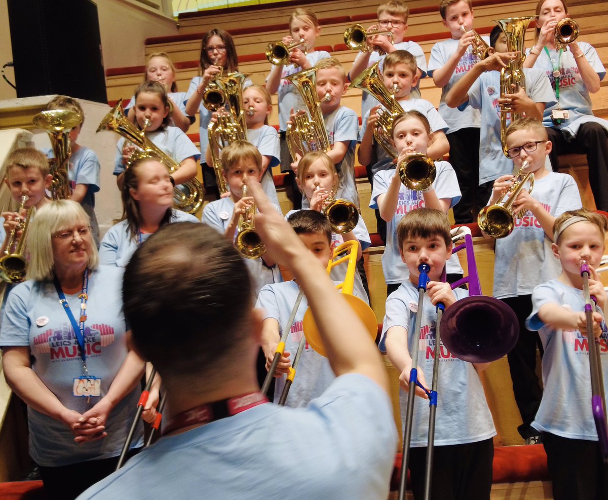 sinfoniavivauk's tweet photo. Rehearsals sounding fantastic at @demontforthall this afternoon ahead of our #LeicsCreate performance tonight! Can’t wait to share the young participants musical creations live on stage!

In collaboration with @orchestras_live &amp; @leicsmakemusic https://t.co/Uzc11n0fh6