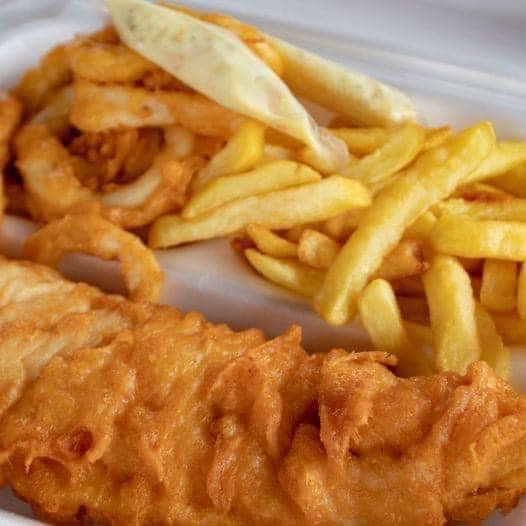 ⭐Save at Takeaway4u with MK Eats!⭐
Takeaway4u offers a huge variety of burgers, pizzas, chicken, fish &amp; chips and more from their shop in Newport Pagnell.

Delivery available across most of MK.
Check with your postcode to see who delivers to you on mk-eats.co.uk