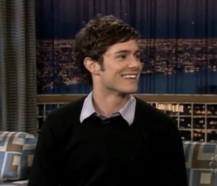 sethinker's tweet photo. adam brody. https://t.co/nCH1UXQJqV