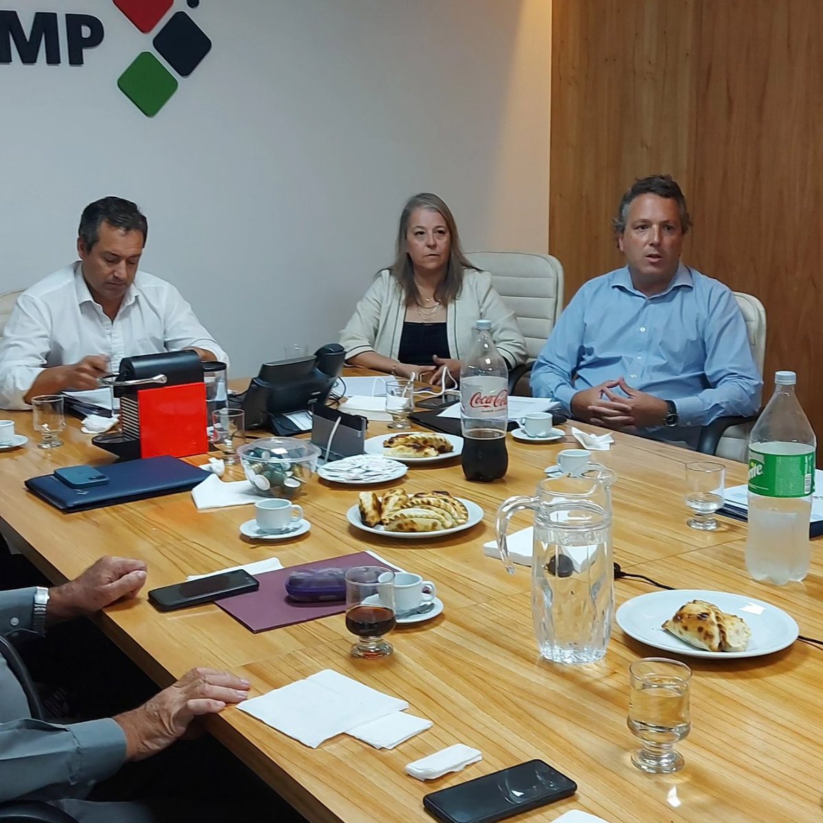 CATAMP_oficial's tweet photo. #AHORA Asamblea extraordinaria por el avance de la reforma del estatuto de CATAMP
#catamp
@diegofolch @OtraInstancia @InfoCamarasArg @Webpicking https://t.co/K3rKQ67ORP