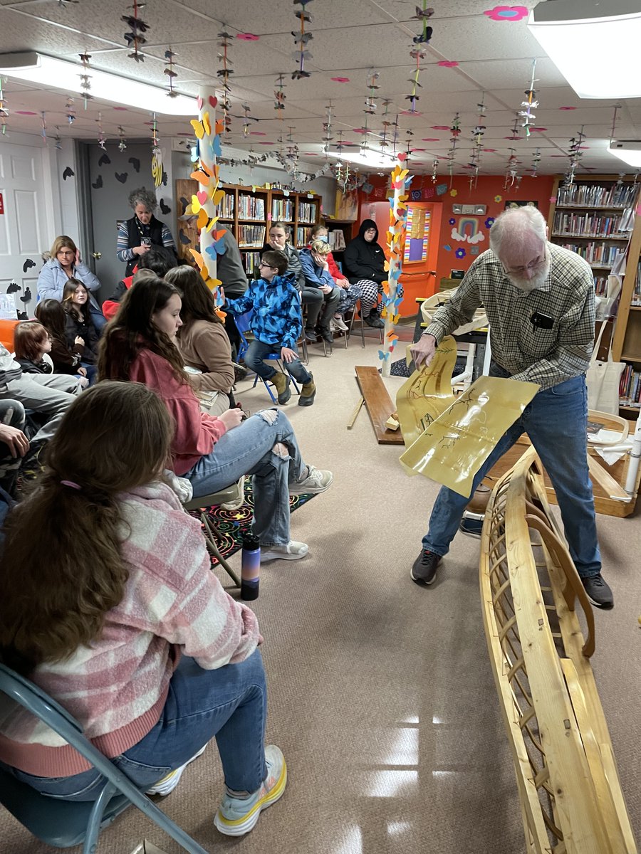 DumontTech's tweet image. Our students learned from a local boat-building expert at the DA Hurd library last week. We ❤️ our local library and their commitment to engaging young people!! #WeAreNoble #HaveYouHurd @noblevirtual