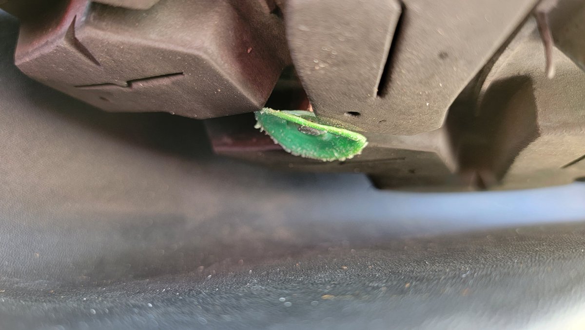 photog_JayMac's tweet photo. Changed a tire on the Jeep for the first time. It was as awesome as you think it was. #BigNail #FullSizeSpare https://t.co/Ykllau6SMH