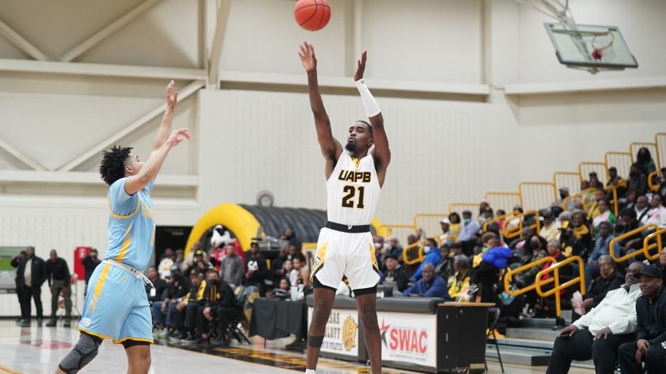 ππππ πππ§βπ¬ πππ¬π€πππππ₯π₯ (@uapblionsmbb) on Twitter photo Why wouldnβt you want to play for <a href="/SolomonBozeman/">Coach Solo</a> if you can really score the ball?
<a href="/3ShawnWilliams/">Shawn Williams</a> - 18.9 PPG
<a href="/DossShaun/">Shaun Doss Jr</a> - 17.7 PPG
Leading scorers last 2 seasons in the SWAC comes from UAPB. Why wouldnβt you want to play for <a href="/SolomonBozeman/">Coach Solo</a> if you can really score the ball?
<a href="/3ShawnWilliams/">Shawn Williams</a> - 18.9 PPG
<a href="/DossShaun/">Shaun Doss Jr</a> - 17.7 PPG
Leading scorers last 2 seasons in the SWAC comes from UAPB.