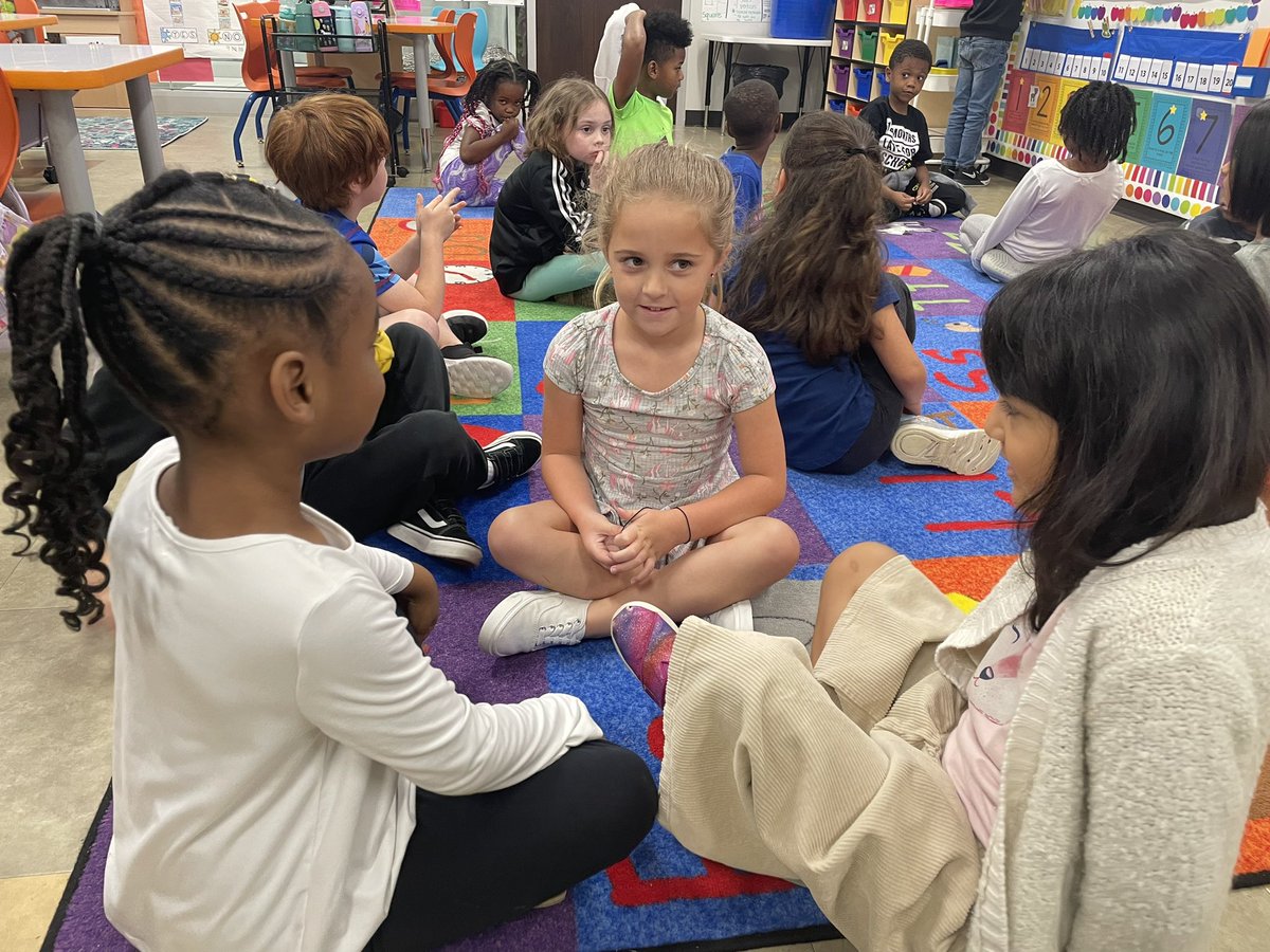 reiff_rachel's tweet image. The madness has begun with student led number corner. #MarchMathMadness @HumbleISD_CE @HumbleElemMath 🏀🐑🦁