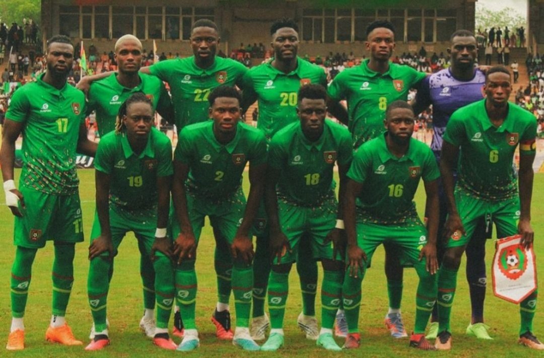 tinad_or's tweet photo. A seleção nacional infelizmente perdeu contra a Nigéria (1-0) com golo de penalti por Moses Simon.
Seja qual for o resultado, estamos orgulhosos de vocês ,vamos nos concentrar para o próximo jogo em Junho esperando uma vitória❤🇬🇼. https://t.co/Jt0h6nOQgE