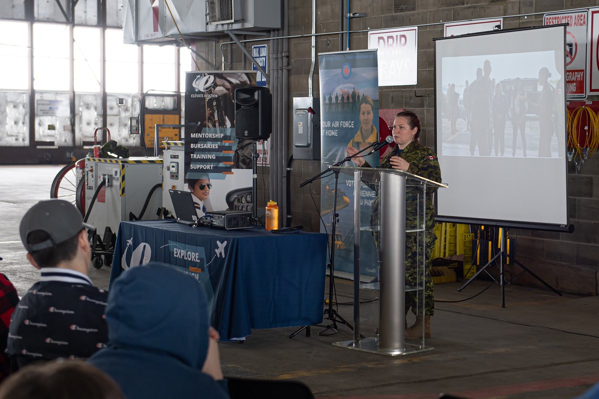 Royal Canadian Air Force tweet media