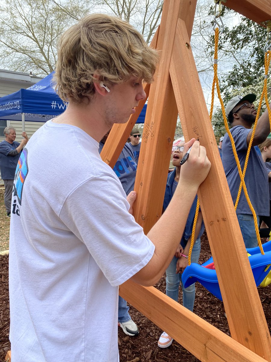 WoodsCoaching's tweet photo. My son and I spent the morning with @rocsolidfnd by building a playset for Colby. We learned the importance of giving back. #volunteering #playmatters #hopewins https://t.co/9ilbF2cVhR
