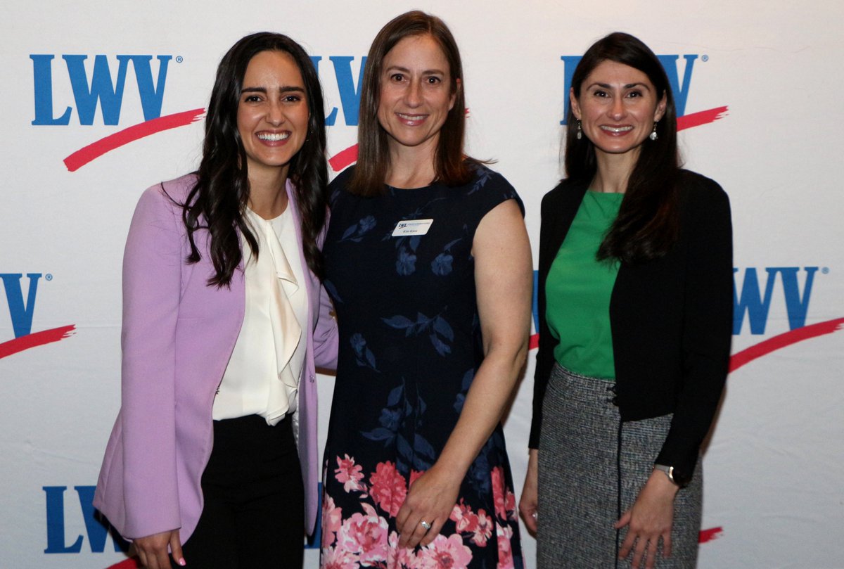 Congratulations to the League of Women Voters of San Diego on their 87th anniversary! CSWG Chair @Parisa_IjadiMag and Vice Chair @NadiaFarjood attended the anniversary celebration that recognized the @LWVSD's commitment to advocacy and voter engagement. Thank you @LWVSD!