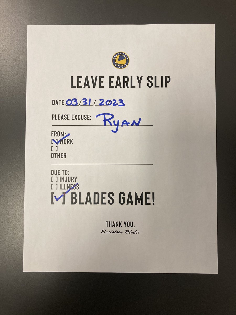 U_knownothing's tweet photo. Thanks @BladesHockey  Slip worked perfect , see you Friday . https://t.co/utP2NUk7mi