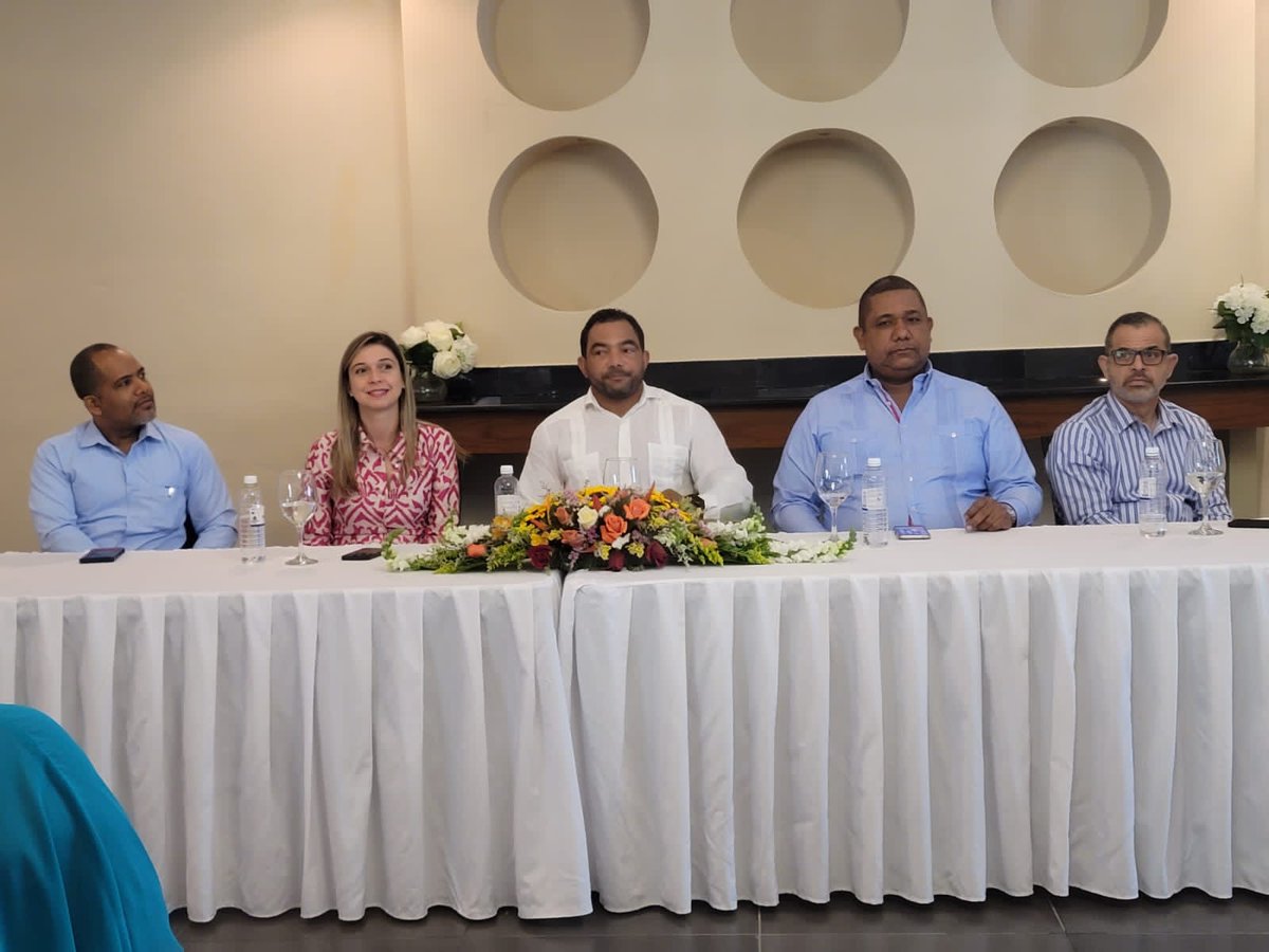 PuertoPlataAlMinuto tweet media