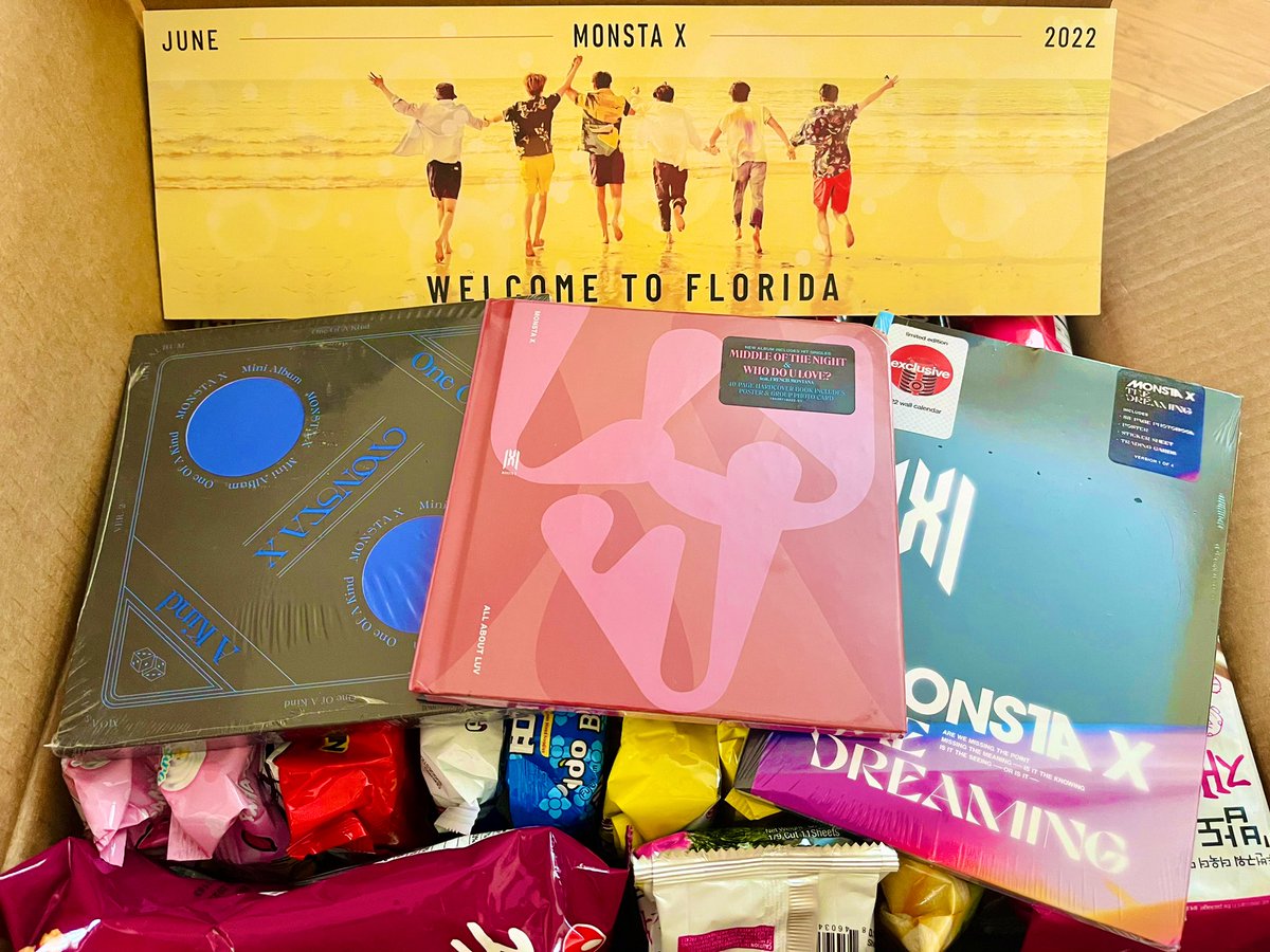 NursePatty's tweet photo. Created a ramen box for my elementary childhood friend &amp; her family. Sending some #MONSTAX love in the package for her daughter (who hasn’t delved into K-pop…yet). 🧸🍜💜 @OfficialMonstaX #MONEBEBE #MONSTAX https://t.co/bZAQdcDi7l