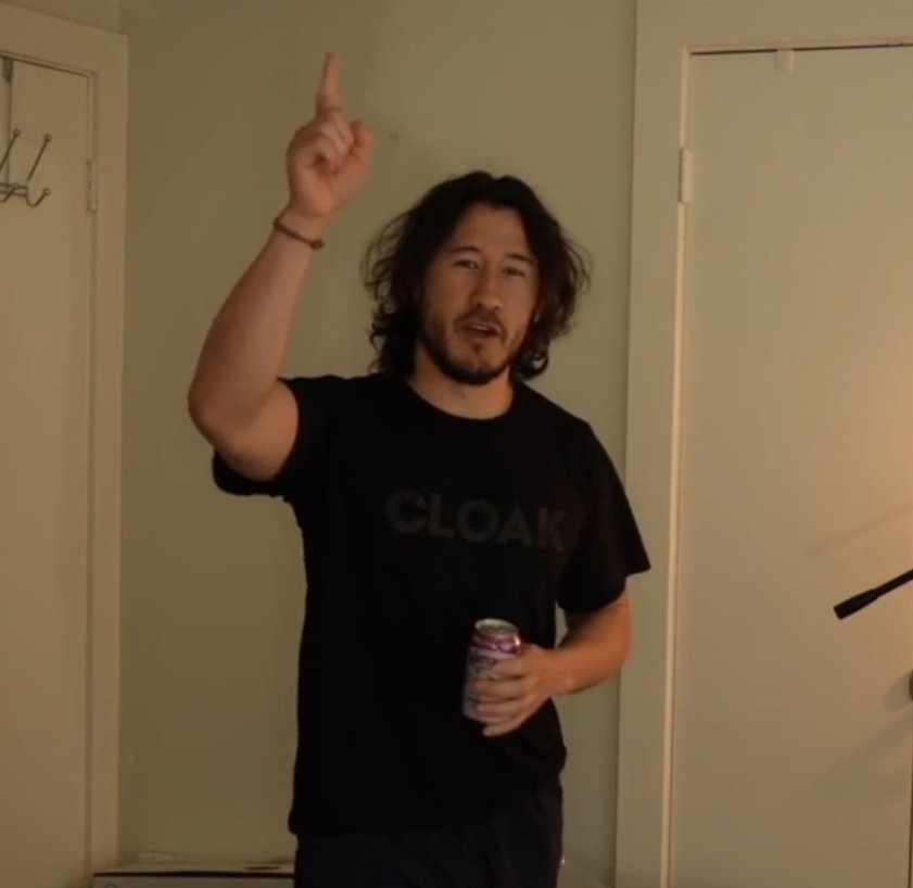 JudeStarRowan's tweet image. Distractible Markiplier stood up🧍‍♂️