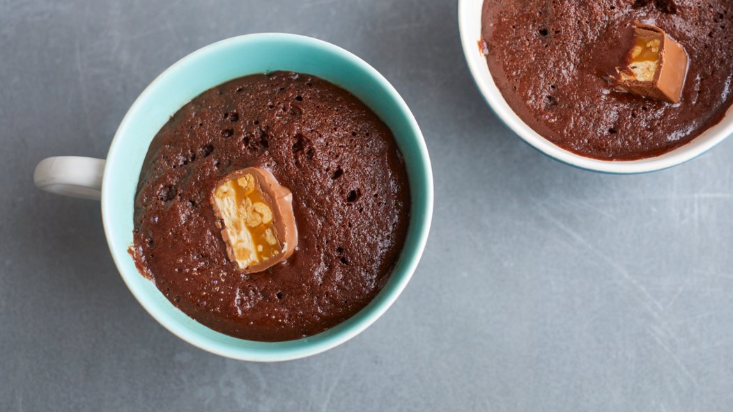 Jamie Oliver (@jamieoliver) on Twitter photo 2023-03-27 19:55:00 What if we told you these little cups of chocolate heaven are made in the #MICROWAVE! 🤓 #JamiesOnePoundWonders What if we told you these little cups of chocolate heaven are made in the #MICROWAVE! 🤓 #JamiesOnePoundWonders