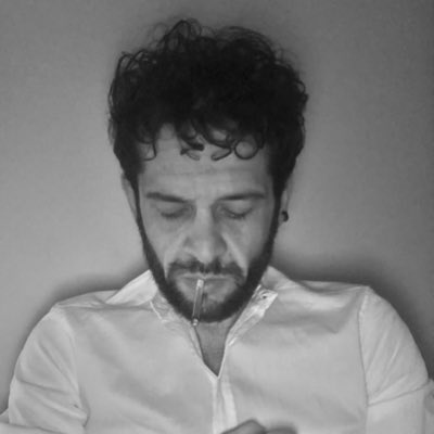 batmar86's tweet photo. #NuovaFotoProfilo https://t.co/SeCS7T6jLz
