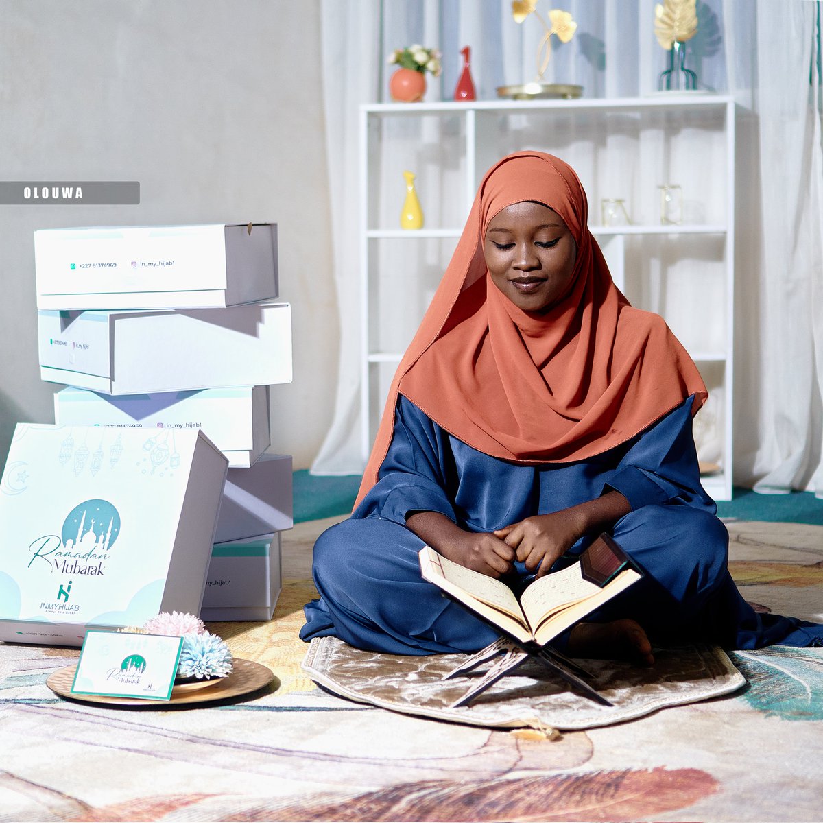 PeterEditing's tweet photo. #OLOUWA tome 22
*Dans la tête de beaucoup de gens, être une femme voilée* est
forcément synonyme d’être une femme soumise et malheureuse, ou mal dans sa peau.
*IN MY HIJAB*
___vous souhaite_____________
*Bonne rupture*
Instagram : olouwa_ed https://t.co/Lymxy75jSM