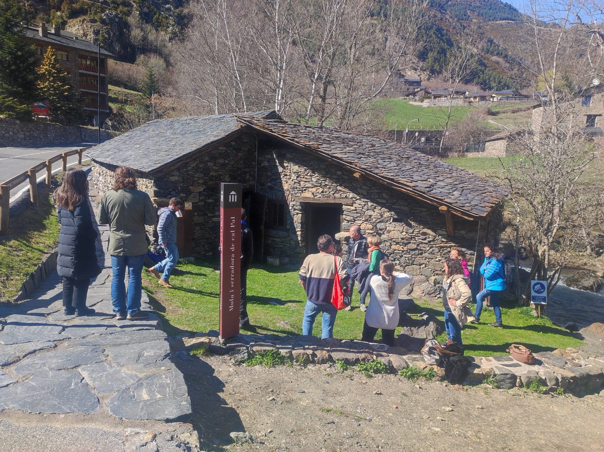 Andorra_RI's tweet photo. Estem cuinant, amb la bona gent de #soundearthlegacy (BCN) i @esfarcultural (Menorca), un projecte molt xul·lo, el #RINS, Ruta Inclusiva Natura Sonora. Serà una simfonia de patrimoni muntanyenc i costaner. Aviat, més ;) https://t.co/IHvD8mji8p