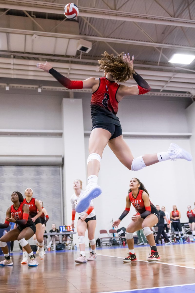 🔦ATHLETE SPOTLIGHT🔦

<a href="/clubvpride/">Club V Volleyball</a>  &amp; future <a href="/StanfordWVB/">Stanford Women's Volleyball</a> athlete Jordyn Harvey is this year’s Gatorade Utah Volleyball Player of the Year. Jordyn has chosen the LOVB Foundation as the recipient of the Play it Forward Grant.