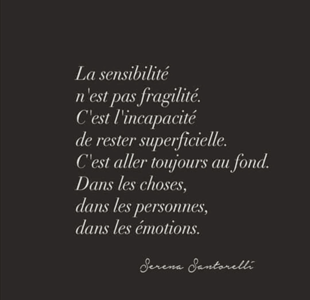 CmQualite's tweet photo. Contrairement à ce que beaucoup de monde pensent, les personnes sensibles ne sont pas fragiles, bien au contraire...
#psychologiepositive #developpementpersonnel #citation #citationpositive #penseedujour #qualitecm #sensibilite #fragilite #emotion #serenasantorelli https://t.co/K0nXn3ygth