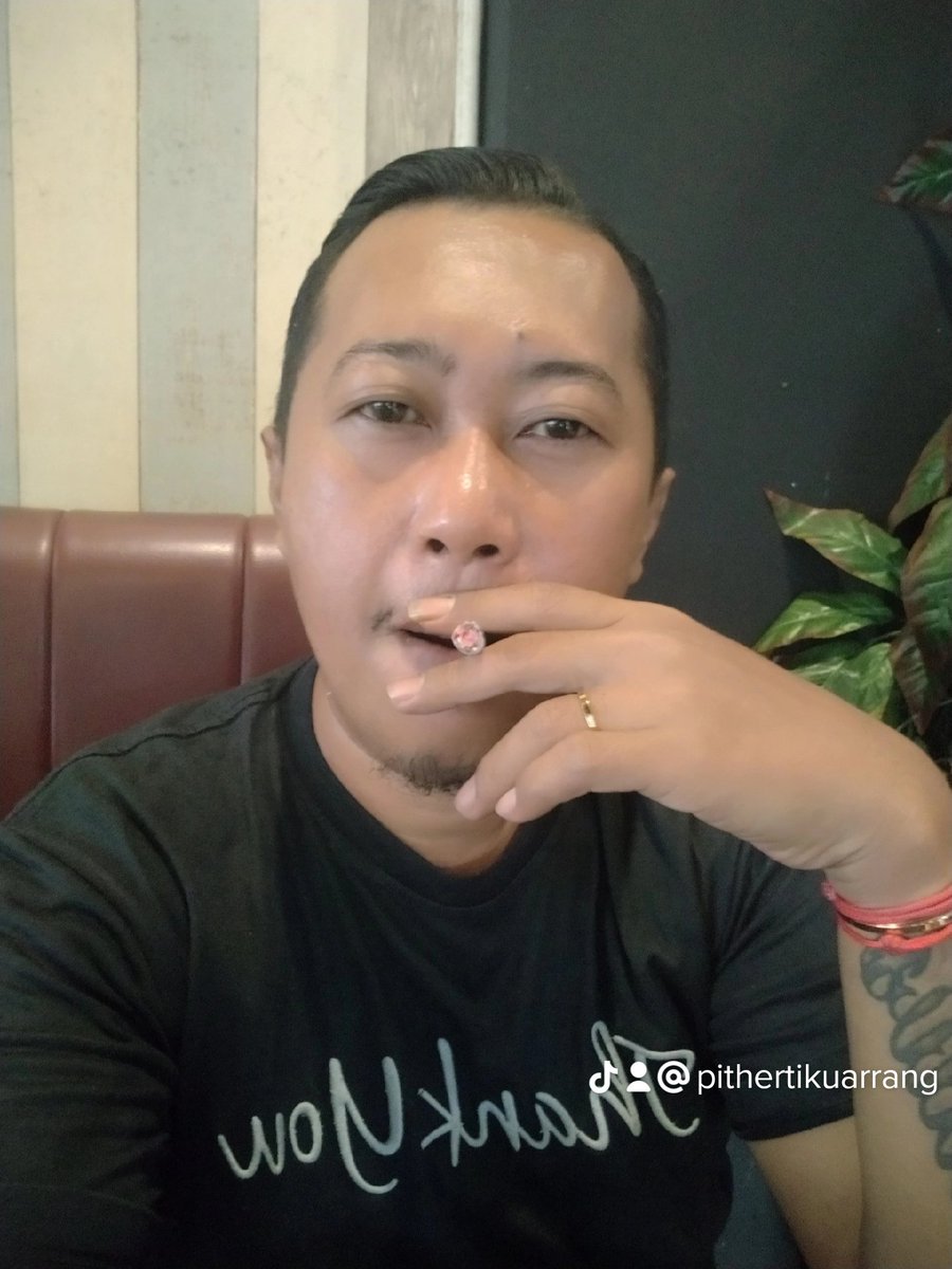 Pither92197359's tweet photo. @Pither92197359 https://t.co/NB7l46uWrB