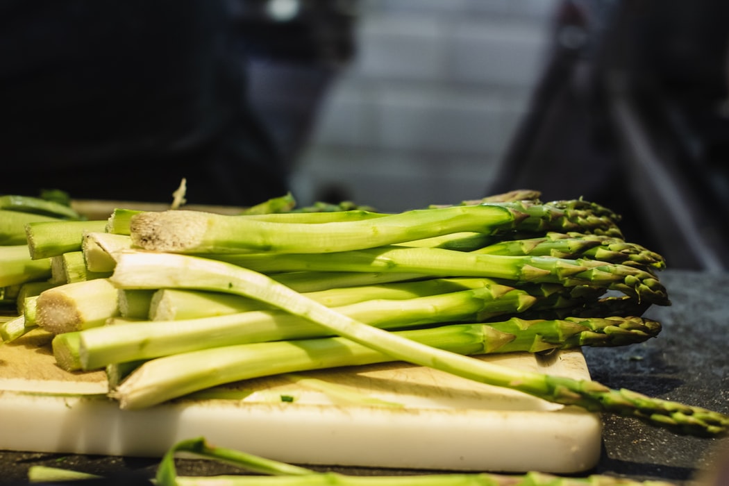 AM_Bressendorff's tweet photo. What it's like Living on a Plant-Based Diet for 1 Month #plantbased https://t.co/p0fSUTUPao