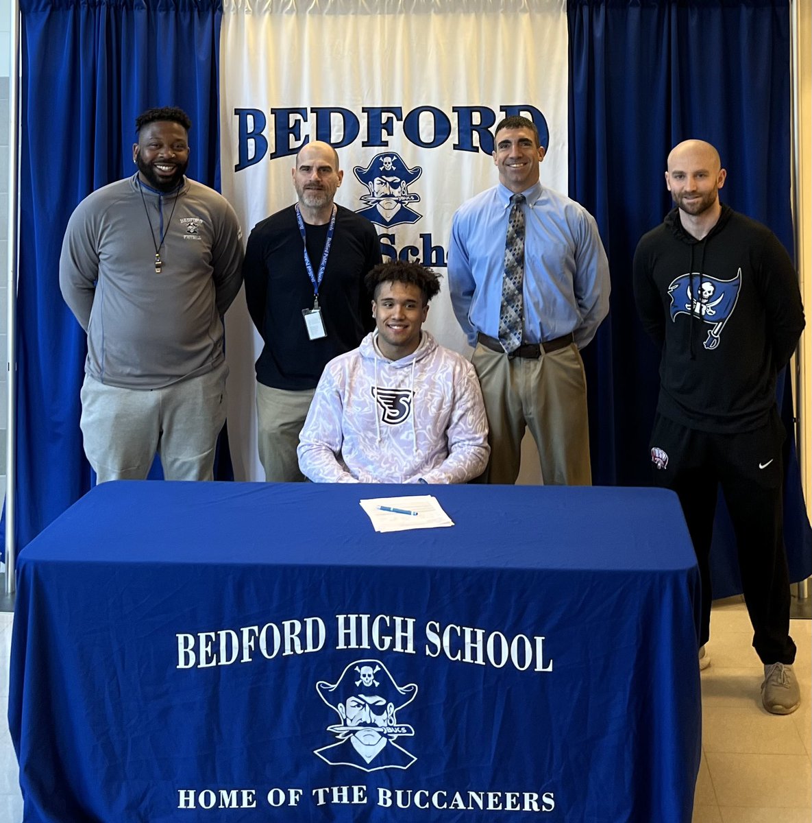 Jamie Buchannan signed his #NLI today continuing his football career at <a href="/StonehillFB/">Stonehill Football #DIG</a> <a href="/bhs_galante/">Heather Galante</a> <a href="/Bedford_Citizen/">The Bedford Citizen</a> <a href="/BostonHeraldHS/">Danny Ventura</a> <a href="/GlobeLars/">Craig Larson</a>