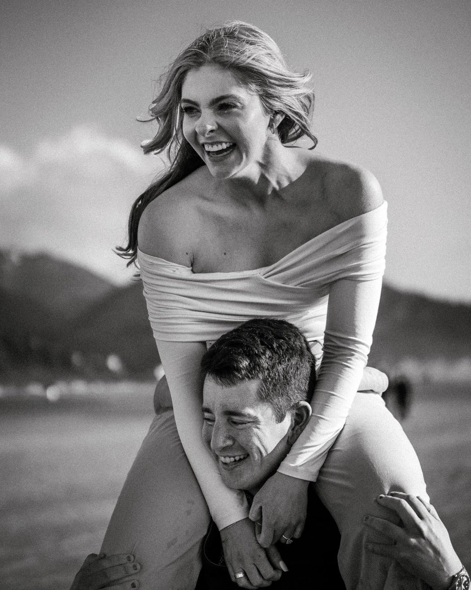 AzurWeddings's tweet image. Brent + Kadriye💍🔥

Cannon Beach, Oregon #HaystackRock