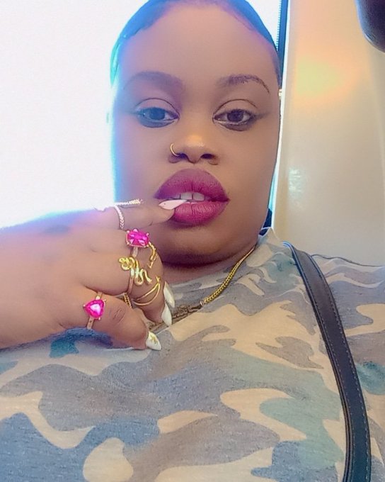 🥵🥵 https://t.co/JeExOeVvwY