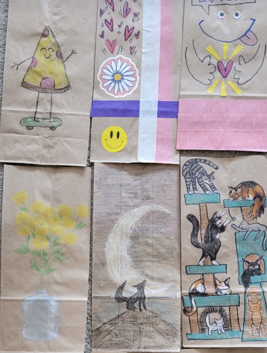 It's time for some creativity! We want to hear your favorite positive messages to include on our decorated bags. Share them in the comments below! #LiamsLunchesOfLove #PositiveMessages #SpreadKindness #kindness #love