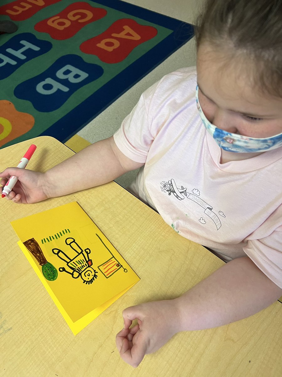 CockrellKinders's tweet photo. We made cards &amp; put together a card package to support our Troops. The soldier that our class adopted is one of Mrs. Cockrell’s former students. 😊@CSESHuskies #kindergarten https://t.co/mCCwJ5uPI5