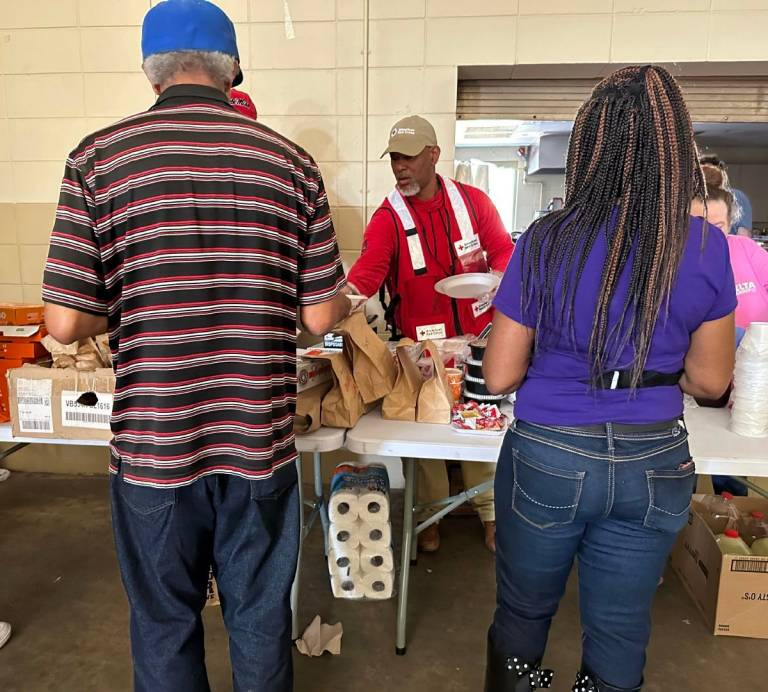 UrgentFury's tweet photo. We are fundraising to support @RedCross and their response to the Southern Tornadoes & Storms on @Tiltify | https://t.co/Hih0qRSECO as part of @RedCrossGaming #MissionRED Volunteers are now on the ground assisting families affected by these storms. #GamersvsDisasters https://t.co/BJMthrn1fv