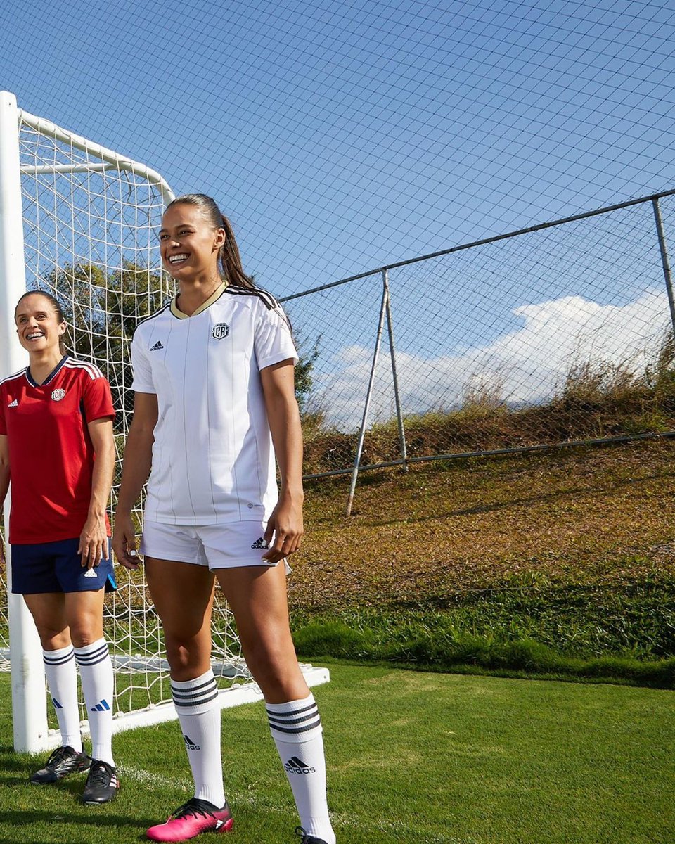 Sigue a @tdmas_cr y <a href="/tdmaxcr/">TDMAX</a>, dale RT y participa por la nueva camisa de #LaSele 🇨🇷