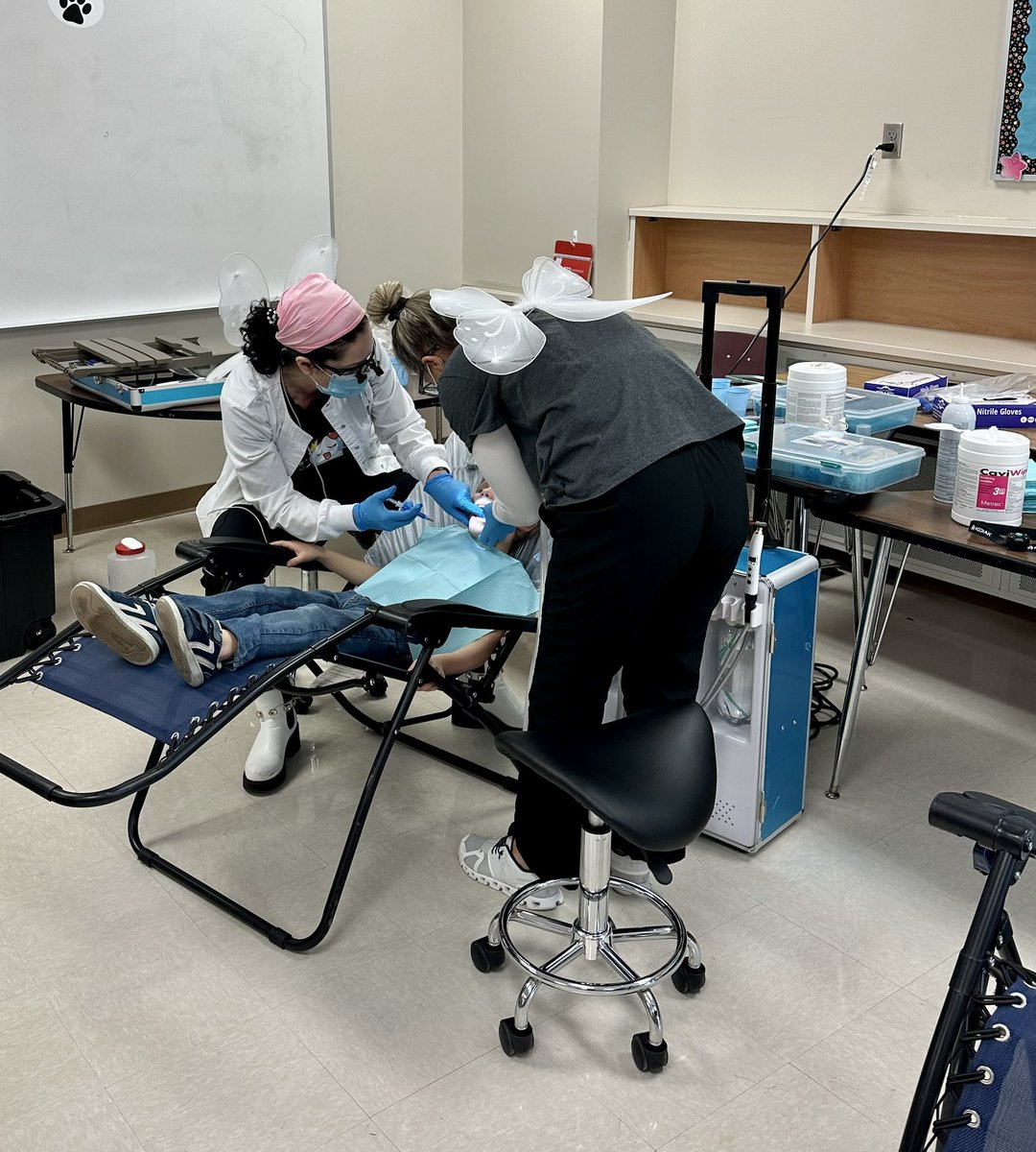 Kate Loveland (@katemloveland) on Twitter photo We had real life Tooth 🦷 Fairies <a href="/ParkerPumas/">Parker Elementary</a> today! Thank you to the MN School Sealant Program for helping our students smile a little bigger and brighter today. What a great community partnership! <a href="/ISD728/">ISD 728</a> <a href="/RHilyar3/">Rachel Hilyar</a> @WCampbell728 @bittmand We had real life Tooth 🦷 Fairies <a href="/ParkerPumas/">Parker Elementary</a> today! Thank you to the MN School Sealant Program for helping our students smile a little bigger and brighter today. What a great community partnership! <a href="/ISD728/">ISD 728</a> <a href="/RHilyar3/">Rachel Hilyar</a> @WCampbell728 @bittmand