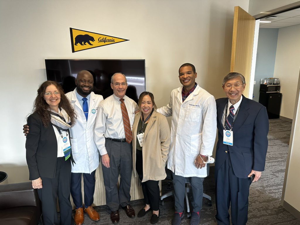 Wonderful and impactful conversations around AB85 and Song Brown Funding with @AsmNguyen and @RogerNiello #CAFPAMAM #FamilyPhysicianWeek #healthequity #makehealthprimary @cafp_familydocs