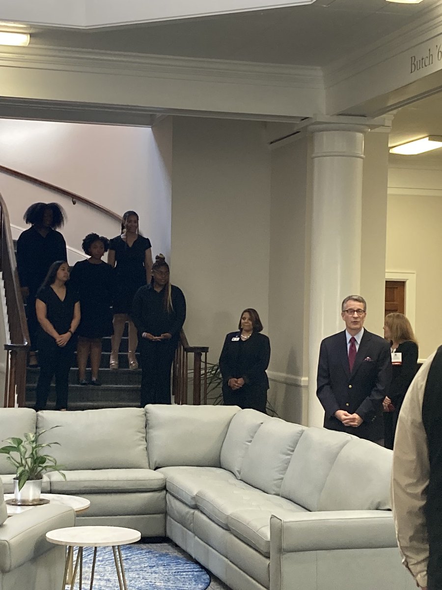 FSchodowski's tweet image. Thankful to the PC fellowship choir for sharing their talents with #SCICU leaders! @presbycollege @SCICU_JeffPerez @SCICU_ShayWest #OnOnPC #GoBlueHose @CICnotes