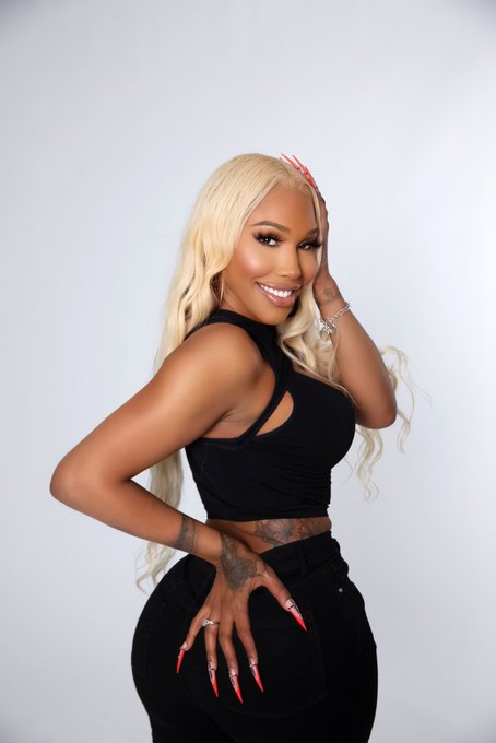 The one and only  https://t.co/S3YoKgzMtg https://t.co/gj7IOXU404