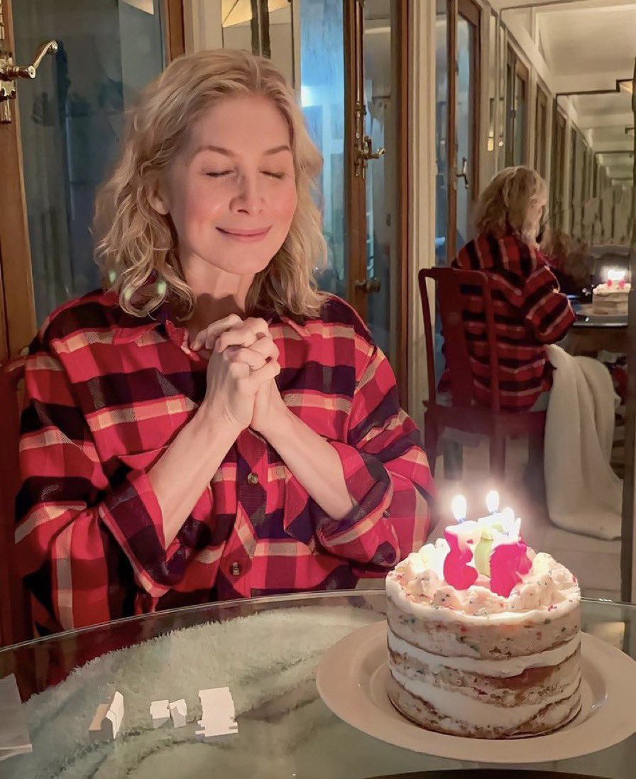 the best of elizabeth mitchell (@archivedliz) on Twitter photo 