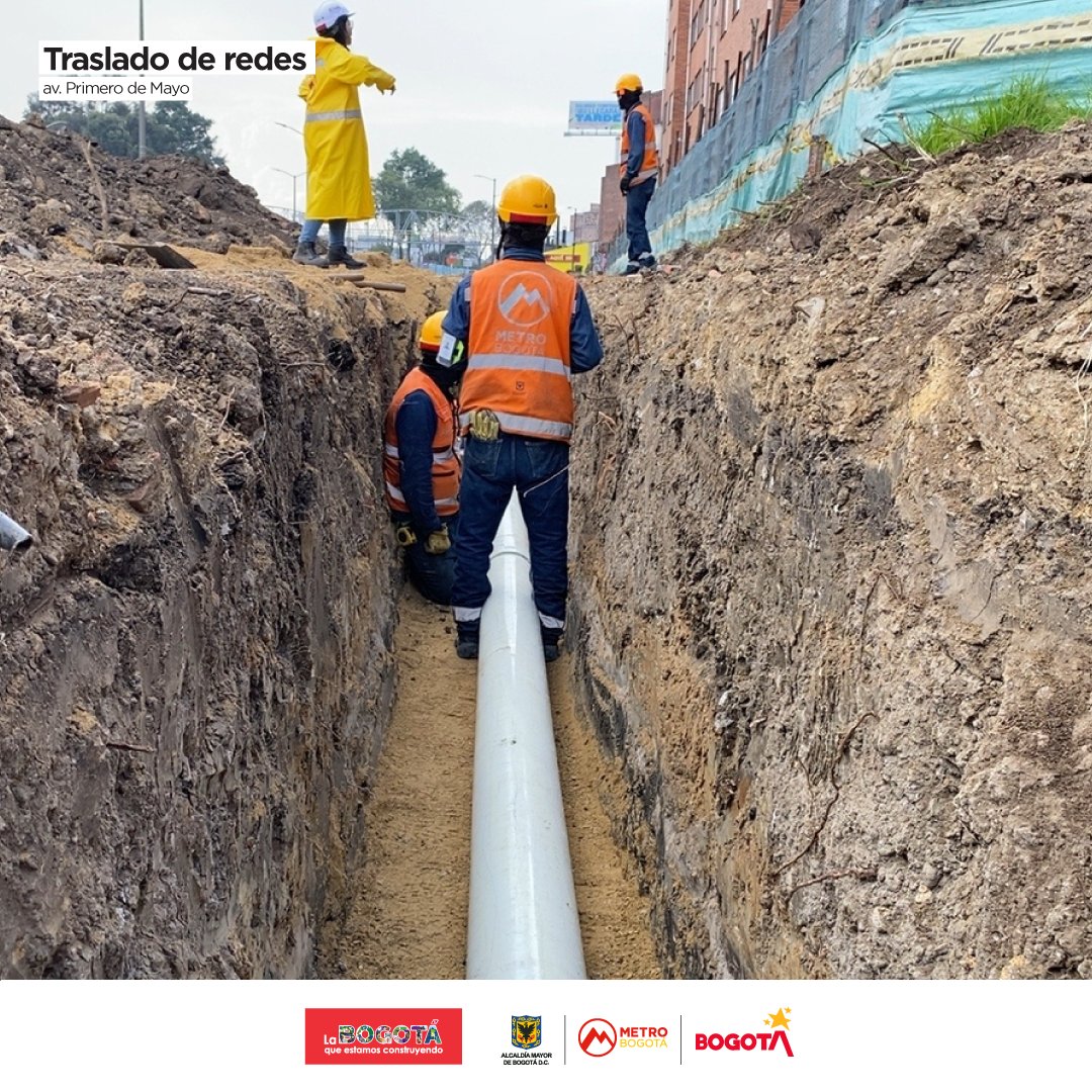 #ElMetroNosUne con la ejecución del traslado de redes en el costado nor-occidental, de la av. Primero de Mayo con Av. 68, para la construcción🏗️ de dos puentes vehiculares 🚘 🚚 y el viaducto de la #PLMB.
