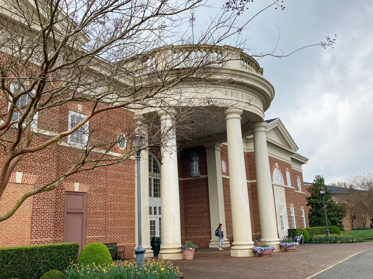 CounselorHanger's tweet photo. It was a pleasure presenting today at the DoDEA Mid-Atlantic Regional Conference in the beautiful Christopher Newport University campus. @dodeagrants @NancyHRowland https://t.co/9RinLLYhgC
