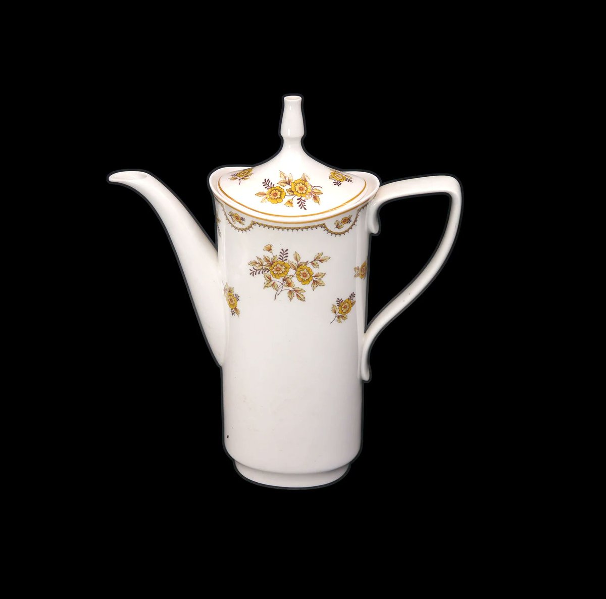 G97816960Girl's tweet photo. Spode Austen Y8190 tall teapot with lid made in England. https://t.co/o86x5oKjUM via @Etsy #BuyfromGroovy #antiqueshop #tableware #teatime #vintagetableware #teapot #SpodeEngland #SpodeAusten #EtsySellers https://t.co/e7ozgLhYqJ