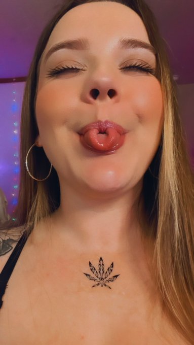 temp tats r fun 🤭 https://t.co/qLTwQRu7H6