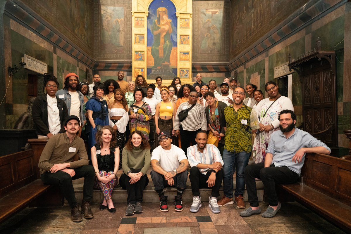 Arts + Biz Council (@artsbusinessphl) on Twitter photo Announcing 🎉 The Fellowship for Black Artists 🎉 our next awardee at the '23 #ABCAwards. It's led by <a href="/muralarts/">Mural Arts</a> & engages local artists in community-centered mural making & gives vital tools for success. Learn more & register for the Awards here: buff.ly/3YZZSCi Announcing 🎉 The Fellowship for Black Artists 🎉 our next awardee at the '23 #ABCAwards. It's led by <a href="/muralarts/">Mural Arts</a> & engages local artists in community-centered mural making & gives vital tools for success. Learn more & register for the Awards here: buff.ly/3YZZSCi