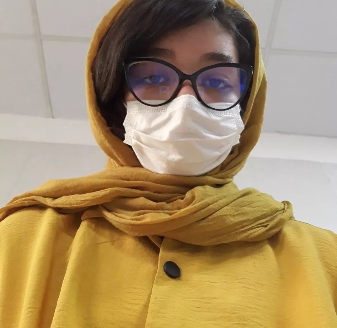 alamol_geda's tweet photo. با این که توییتر همه چی عادی شده و این توییت ها دیده نمیشه معمولا اما
میخاستم بگم هیچ زمان فراموش نمیکنم دختر زیبا ایران رو که کشتن🖤
#سارینا_اسماعیل_زاده https://t.co/FDiDyF1jAV