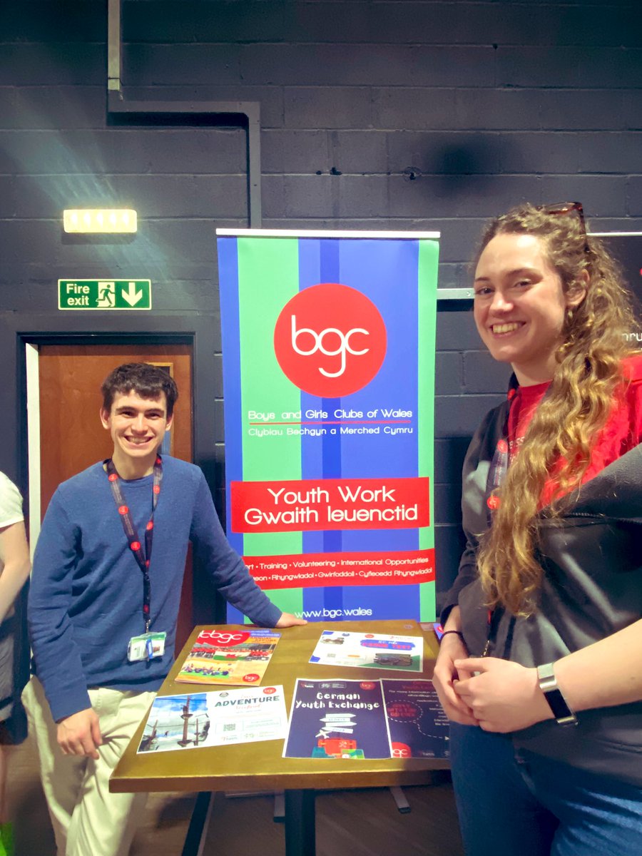 BGCWales's tweet photo. Lush to have a @BGCWales presence at the #BridgendYouthMatters event tonight! Over 160 #youngpeople took part 🥳#participation #youthvoice Great opportunity to network across the sector #voluntary #statutory #partnershipworkworks https://t.co/fCmBVzKjdt